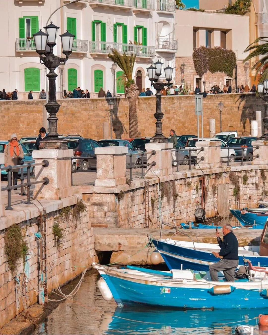 Le Tre Meraviglie Bari Extérieur photo